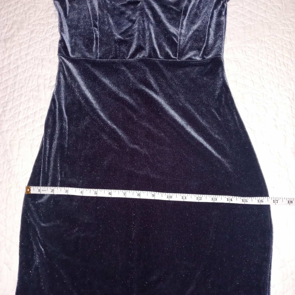 WINDSOR WOMEN'S SLEEVELESS VELVET DRESS SIZE LARGE - Picture 9 of 15